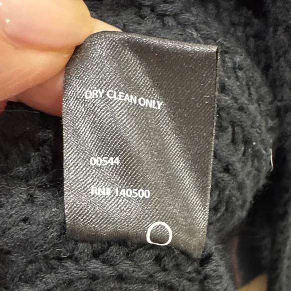 NWT 🖤 RTA Black Cotton Turtleneck Sweater with Front Slit – Size Large